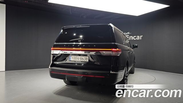 Lincoln Navigator (IV) 3.5L Black Label 2022 — фото 4