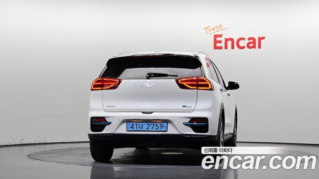 Kia Niro EV Prestige 2022 — фото 4