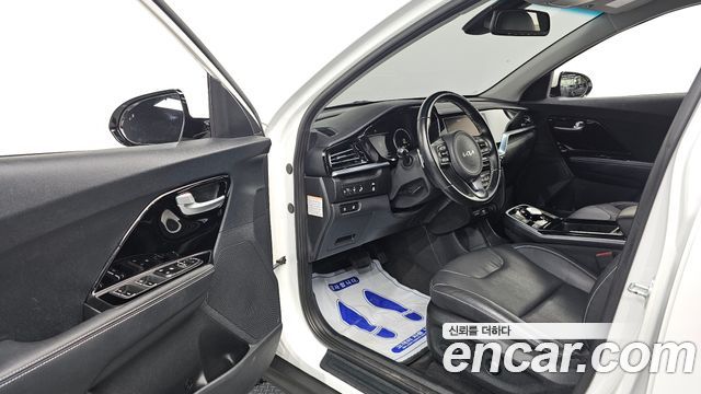 Kia Niro EV Prestige 2022 — фото 10