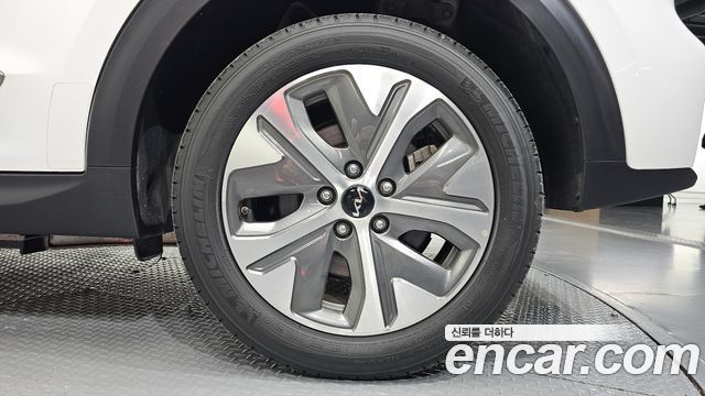 Kia Niro EV Prestige 2022 — фото 21