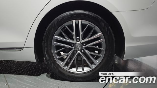 Hyundai Grandeur (IG) 3.0 LPi Modern (Rental Car) 2019 — фото 21