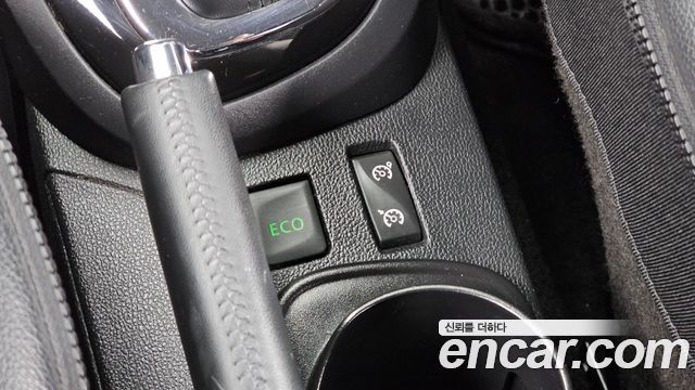 Renault Korea QM3 RE 2017 — фото 23