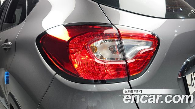 Renault Korea QM3 RE 2017 — фото 29