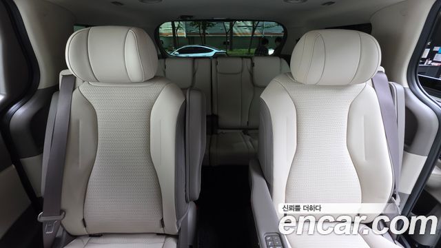 Kia Carnival (IV) HEV 7seater Gravity 2025 — фото 16