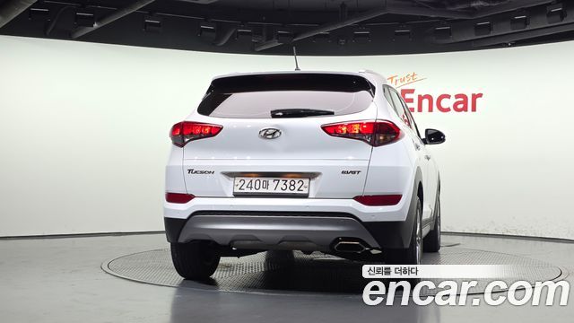 Hyundai Tucson Diesel 1.7 2WD Modern 2017 — фото 4