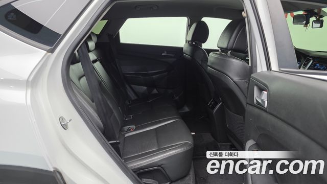 Hyundai Tucson Diesel 1.7 2WD Modern 2017 — фото 12