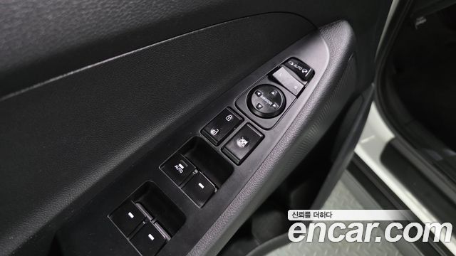 Hyundai Tucson Diesel 1.7 2WD Modern 2017 — фото 16