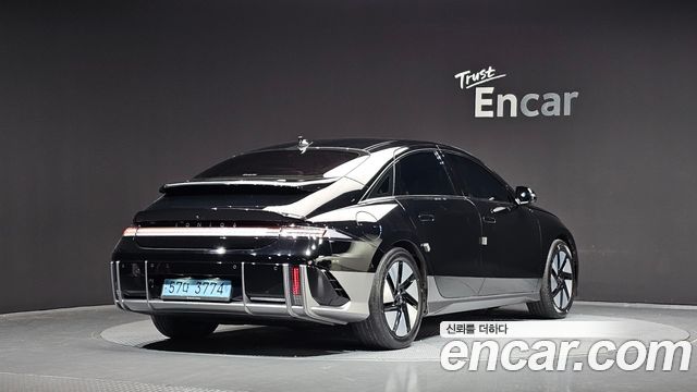 Hyundai Ioniq 6 Long Range Exclusive + 2023 — фото 2