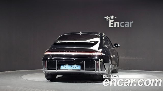 Hyundai Ioniq 6 Long Range Exclusive + 2023 — фото 4