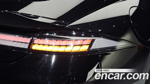 Hyundai Ioniq 6 Long Range Exclusive + 2023 — фото 23