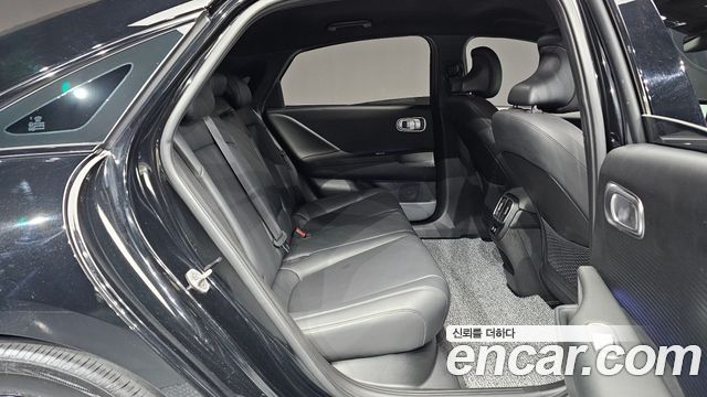 Hyundai Ioniq 6 Long Range Exclusive + 2023 — фото 31