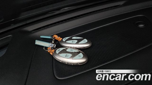 Hyundai Ioniq 6 Long Range Exclusive + 2023 — фото 32