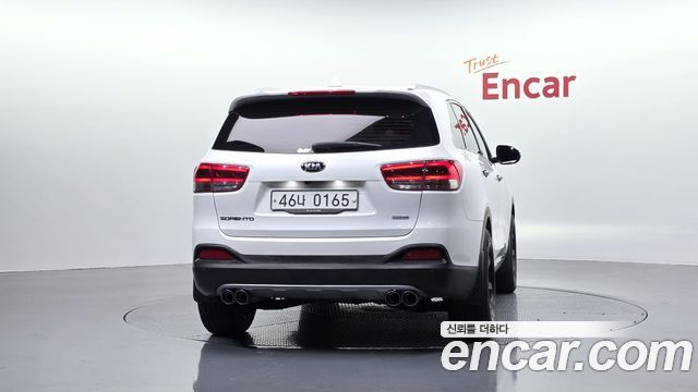 Kia Sorento Diesel 2.0 2WD Noblesse Special 2017 — фото 4