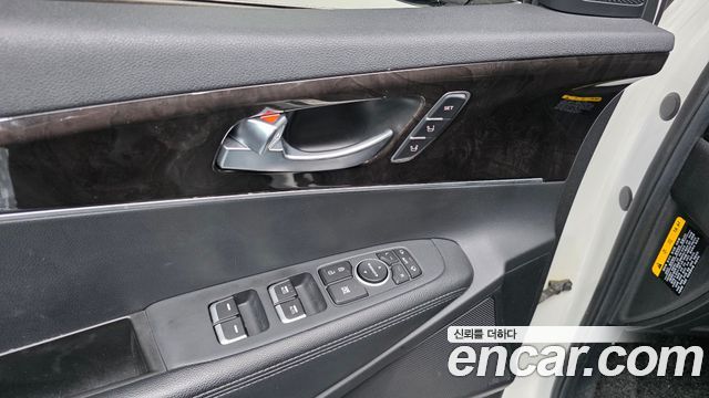 Kia Sorento Diesel 2.0 2WD Noblesse Special 2017 — фото 19