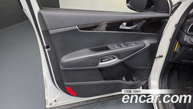 Kia Sorento Diesel 2.0 2WD Noblesse Special 2017 — фото 24