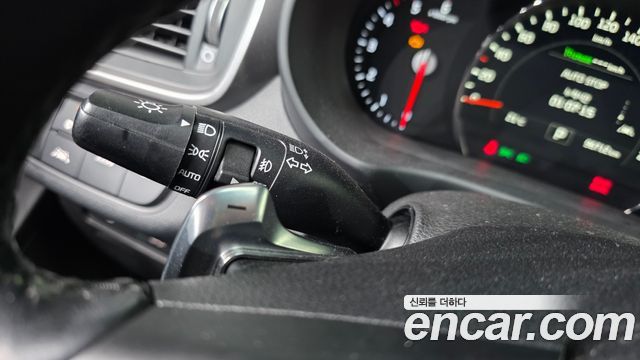 Kia Sorento Diesel 2.0 2WD Noblesse Special 2017 — фото 27