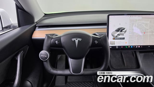 Tesla Model Y Long Range AWD 2021 — фото 12