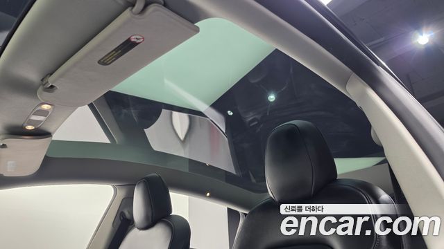 Tesla Model Y Long Range AWD 2021 — фото 19