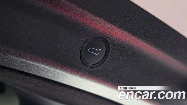 Tesla Model Y Long Range AWD 2021 — фото 20