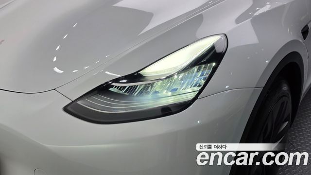 Tesla Model Y Long Range AWD 2021 — фото 22