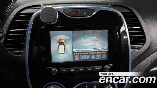 Renault Korea QM3 RE Signature 2017 — фото 15