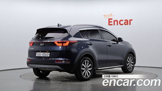 Kia Sportage (IV) Gasoline 2.0 2WD Noblesse 2018 — фото 2