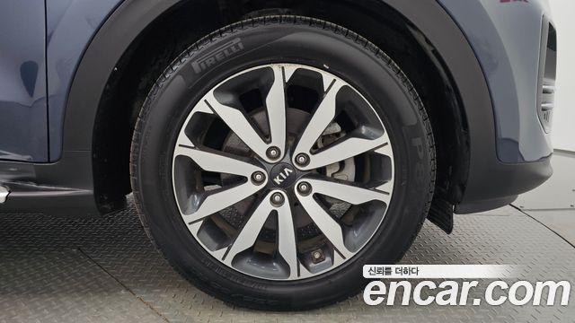 Kia Sportage (IV) Gasoline 2.0 2WD Noblesse 2018 — фото 5