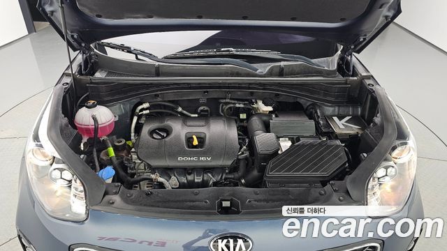 Kia Sportage (IV) Gasoline 2.0 2WD Noblesse 2018 — фото 6