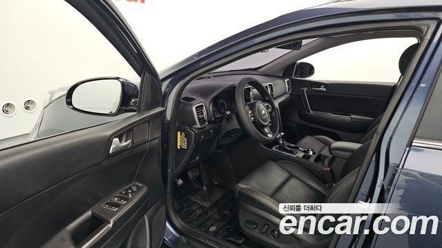Kia Sportage (IV) Gasoline 2.0 2WD Noblesse 2018 — фото 10