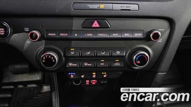 Kia Sportage (IV) Gasoline 2.0 2WD Noblesse 2018 — фото 17