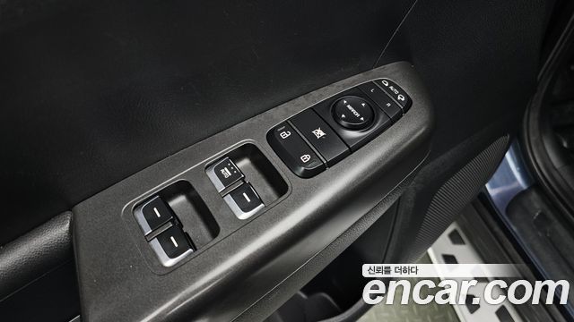 Kia Sportage (IV) Gasoline 2.0 2WD Noblesse 2018 — фото 19