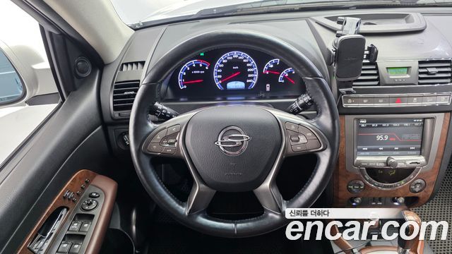 KG Mobility (SsangYong) Rexton W 2.2 4WD Noblesse 2016 — фото 13