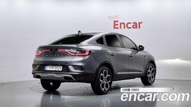 Renault Korea Arkana 1.6 E-TECH Iconic 2025 — фото 2