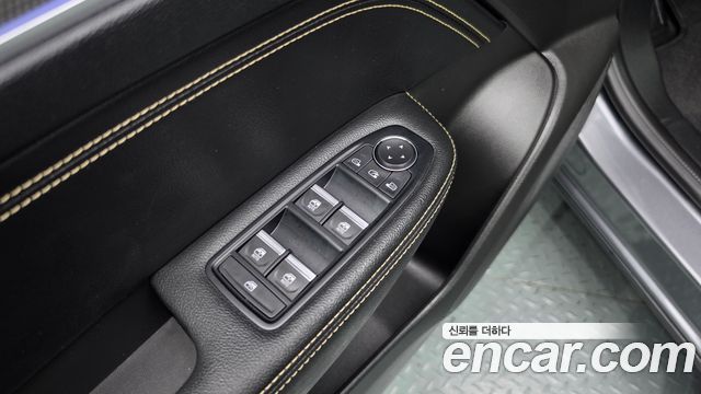Renault Korea Arkana 1.6 E-TECH Iconic 2025 — фото 18