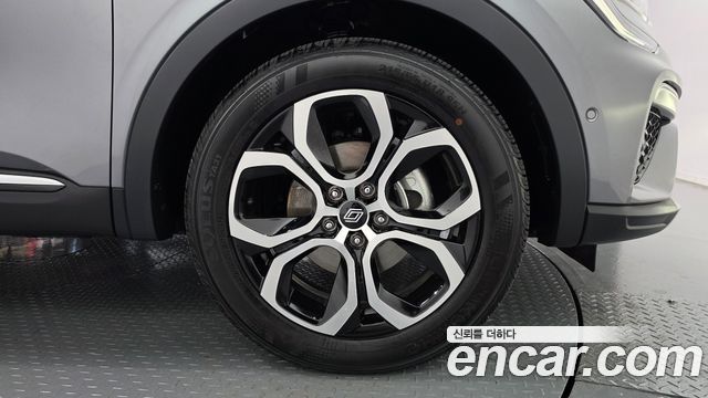 Renault Korea Arkana 1.6 E-TECH Iconic 2025 — фото 21