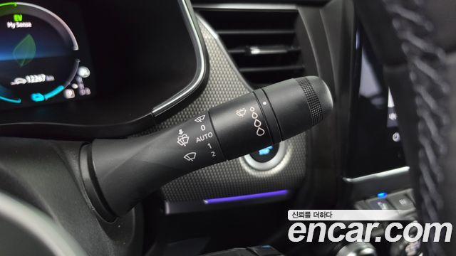 Renault Korea Arkana 1.6 E-TECH Iconic 2025 — фото 27