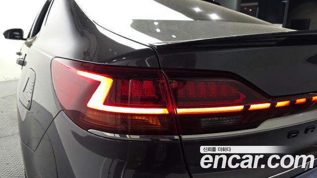 Kia K7 Premier 2.5 GDI Prestige 2020 — фото 23
