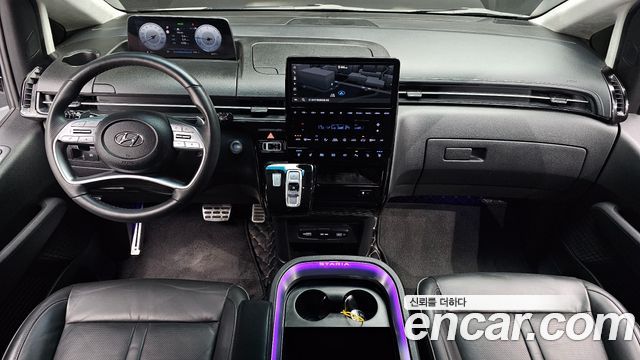 Hyundai Staria Lounge 7-Seater Inspiration 2023 — фото 7