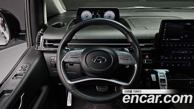 Hyundai Staria Lounge 7-Seater Inspiration 2023 — фото 13
