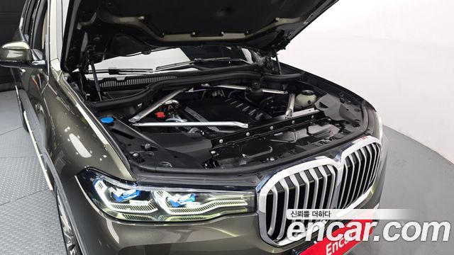 BMW X7 (G07) xDrive 40d Design Pure Excellence 6-Seater 2022 — фото 6