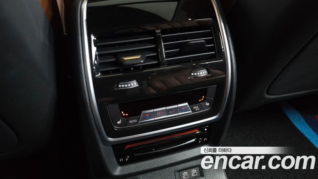 BMW X7 (G07) xDrive 40d Design Pure Excellence 6-Seater 2022 — фото 19