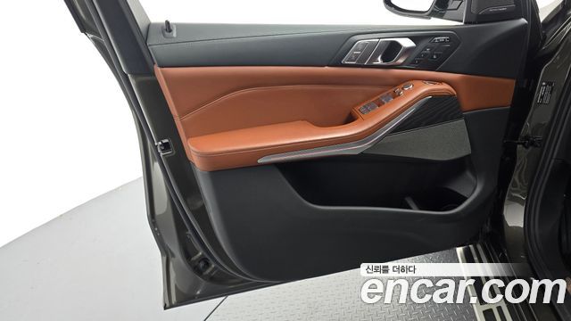 BMW X7 (G07) xDrive 40d Design Pure Excellence 6-Seater 2022 — фото 24