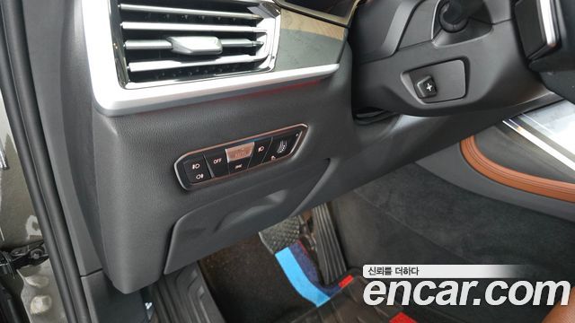 BMW X7 (G07) xDrive 40d Design Pure Excellence 6-Seater 2022 — фото 30