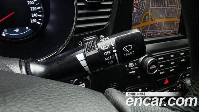 Kia K5 2.0 Prestige Standard 2011 — фото 18