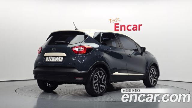 Renault Korea QM3 RE 2017 — фото 2