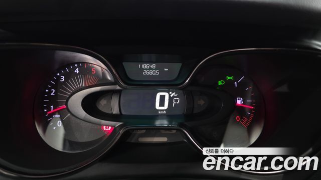Renault Korea QM3 RE 2017 — фото 8