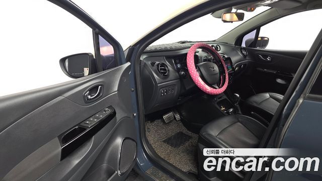 Renault Korea QM3 RE 2017 — фото 10