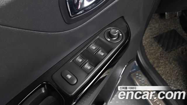 Renault Korea QM3 RE 2017 — фото 27