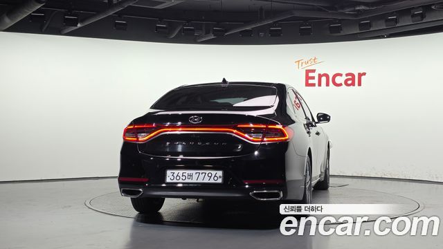 Hyundai Grandeur (IG) 2.4 Premium 2019 — фото 4