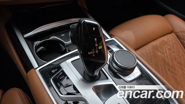 BMW 7 Series (G11) 730Ld xDrive M Sport 2020 — фото 9